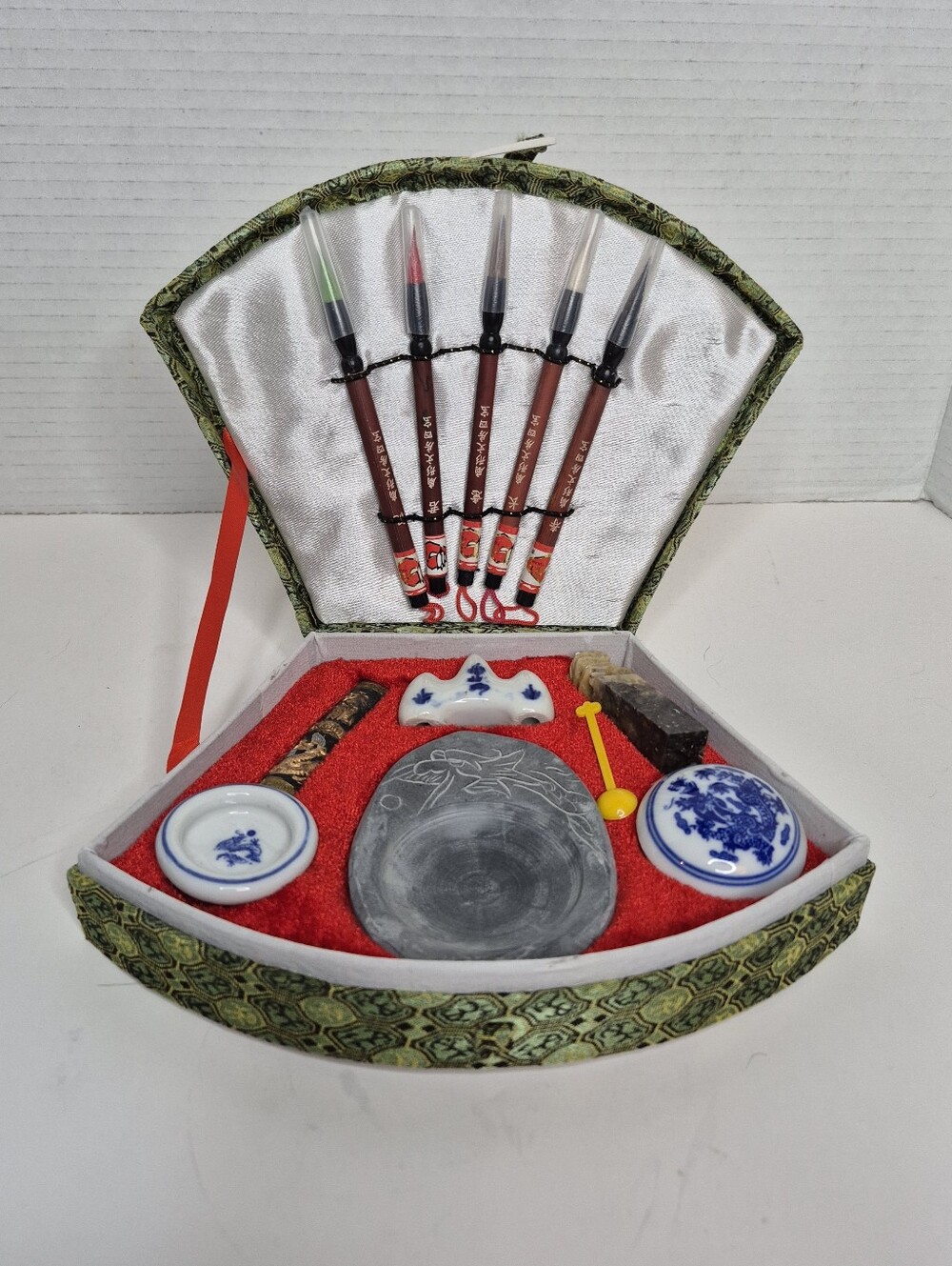 Chinese Calligraphy Painting Set with Inkstone Brushes Seal Porcelain Accessorie